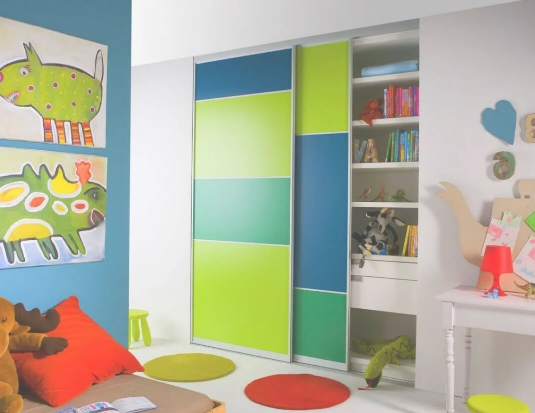 /Разноцветный шкаф-купе в детскую №28 встраиваемый на заказ